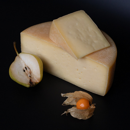 Сыр полутвердый «Сальково: сливочный», классический